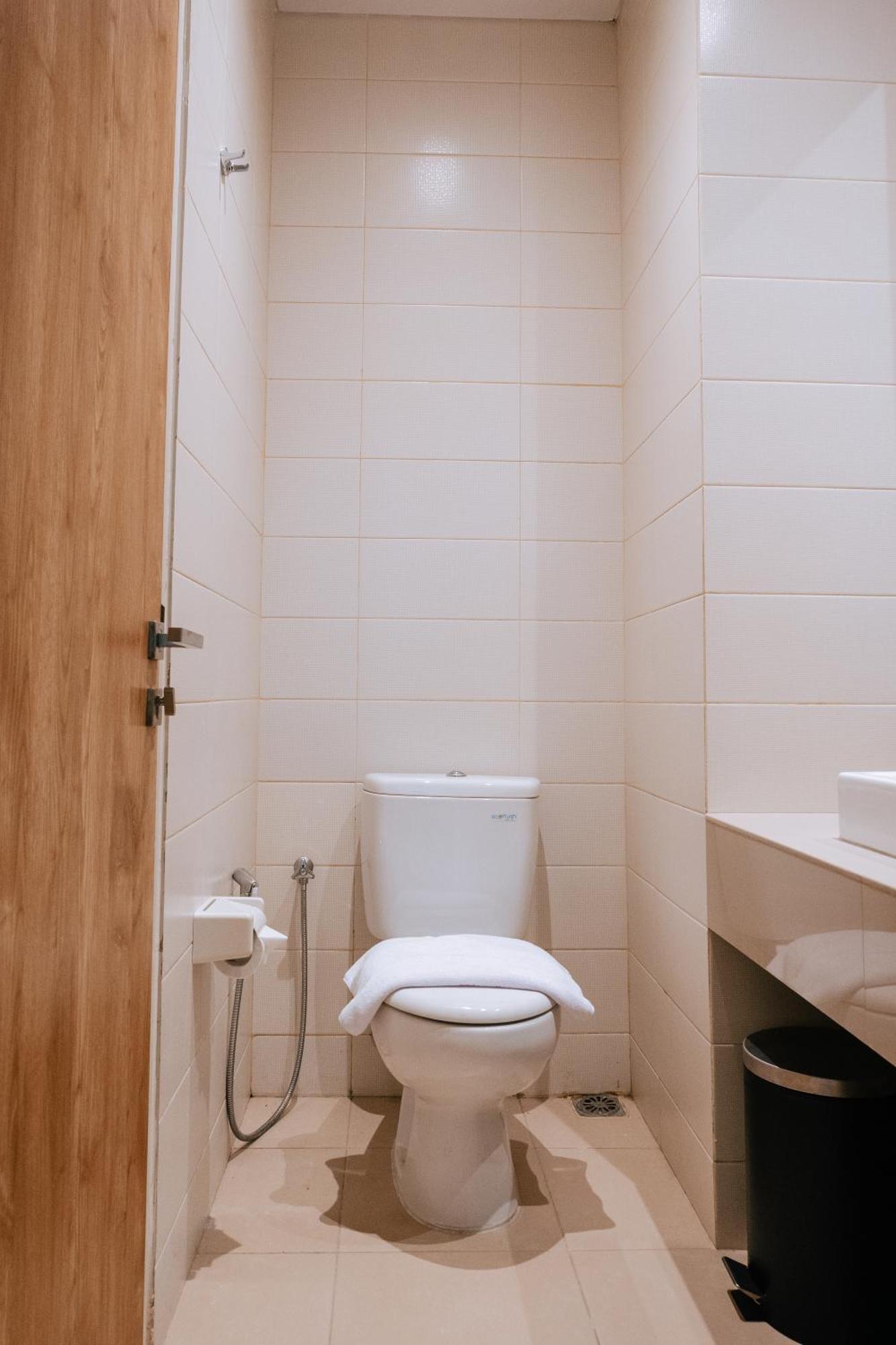 Skysuites Residence Surabaya Eksteriør billede